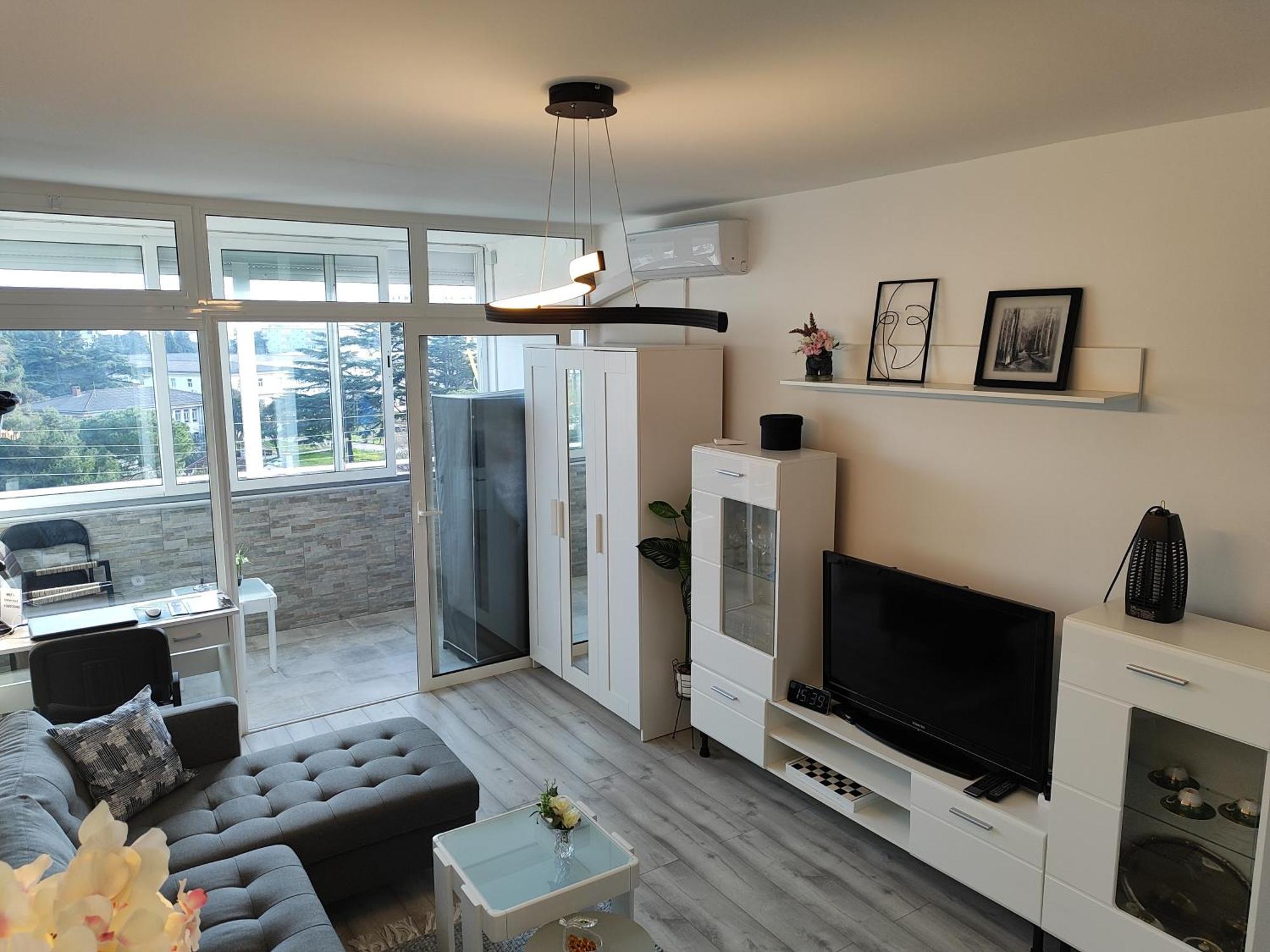 Apartment Zara With Garage Экстерьер фото