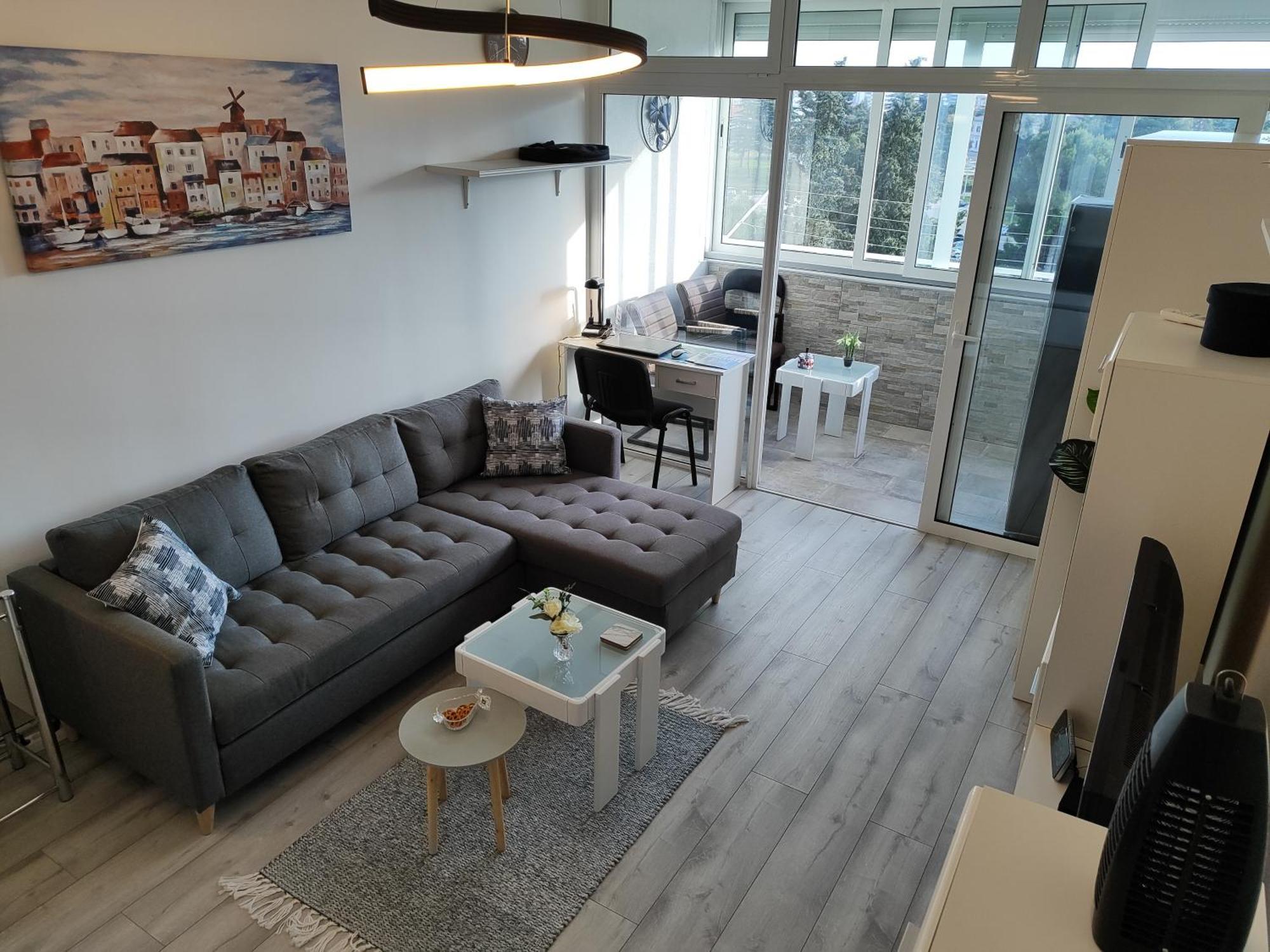 Apartment Zara With Garage Экстерьер фото